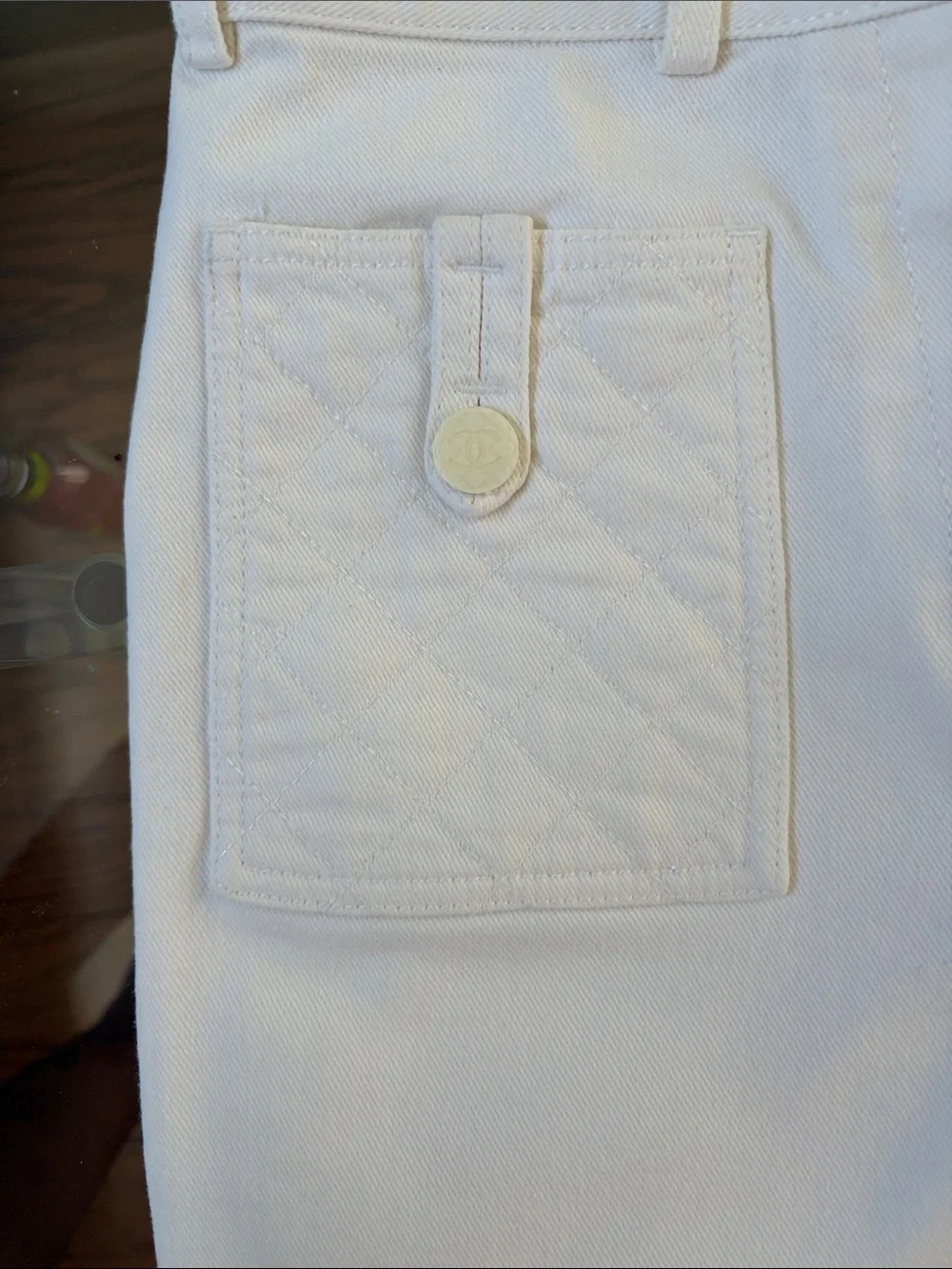 AUTHENTIC CHANEL VINTAGE 2004 CRUISE WHITE WIDE LEG QUILTED UTILITY DENIM PANTS